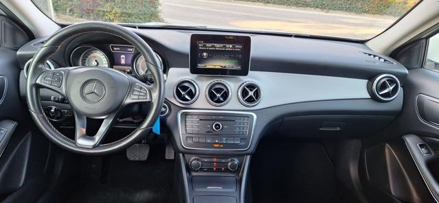 MERCEDES-BENZ GLA 200 usata, con Airbag