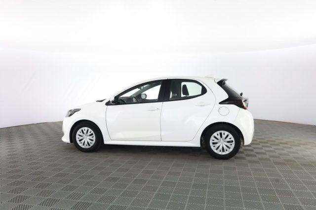 TOYOTA Yaris usata 5