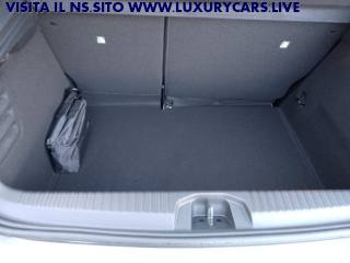 RENAULT Clio usata, con Fari LED