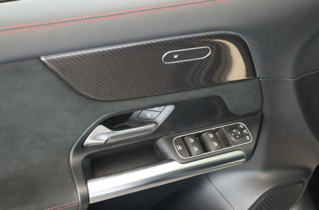 MERCEDES-BENZ GLA 220 usata, con Cruise Control