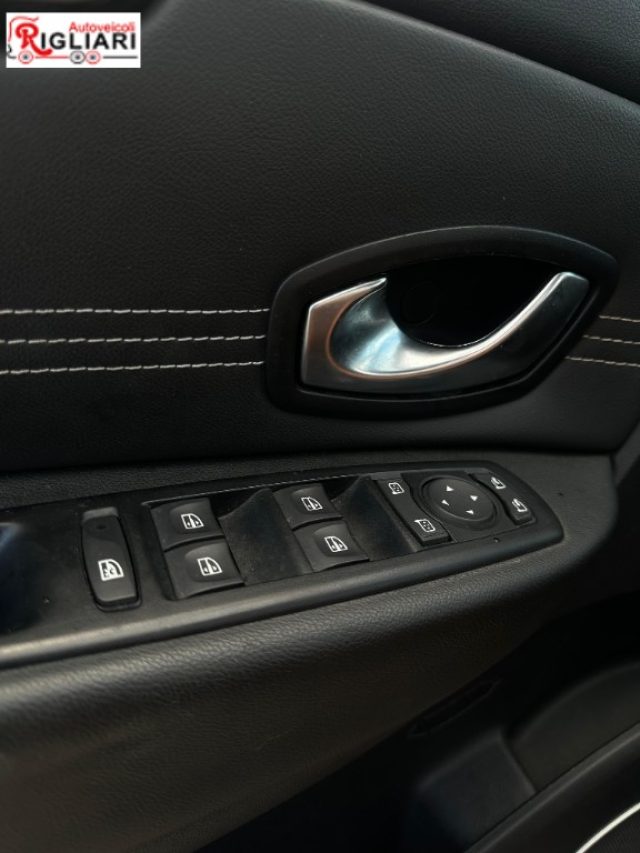 RENAULT Scenic usata, con Chiusura centralizzata telecomandata