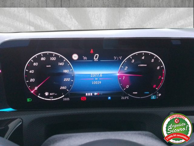 MERCEDES-BENZ A 180 usata, con Bracciolo