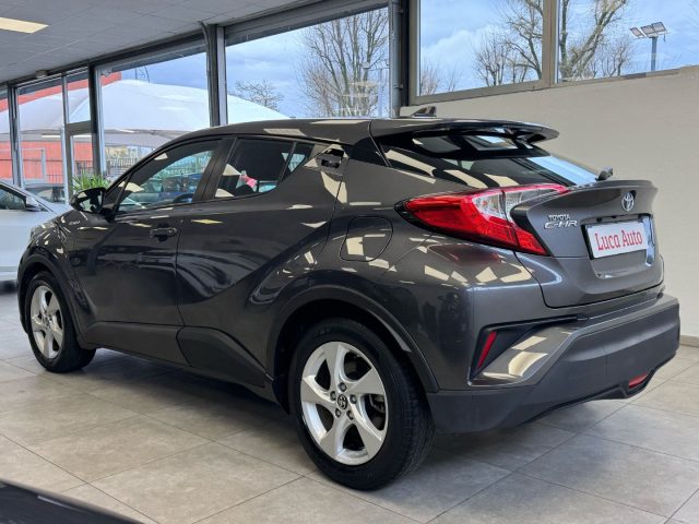 TOYOTA C-HR usata, con Cerchi in lega