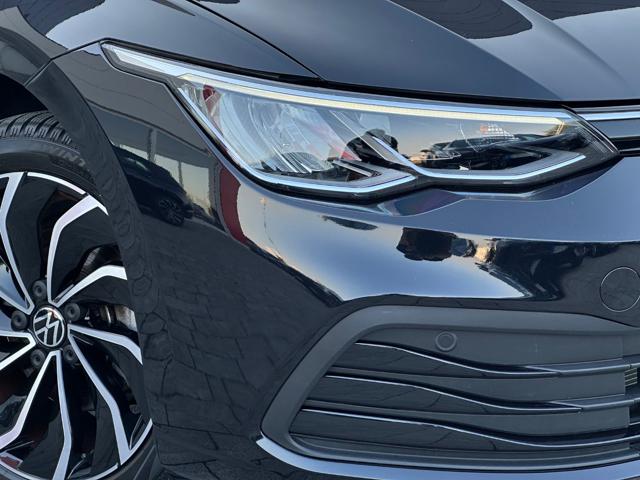 VOLKSWAGEN Golf usata, con Fari LED