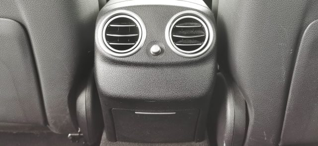 MERCEDES-BENZ E 300 usata, con Sistema di chiamata d