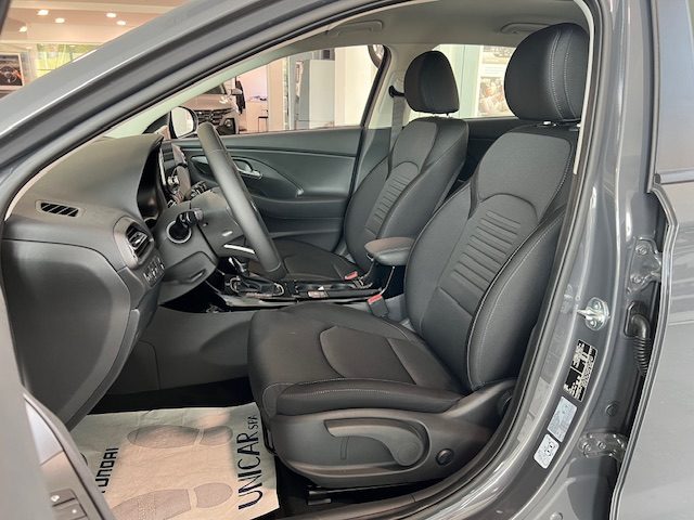 HYUNDAI i30 usata, con Autoradio