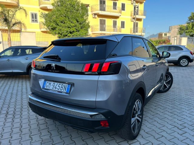 PEUGEOT 3008 usata, con Autoradio