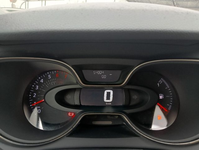 RENAULT Captur usata, con Autoradio