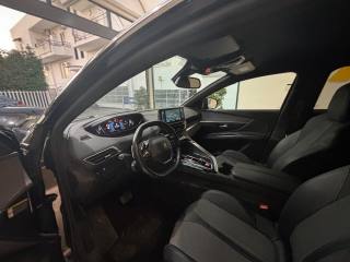 PEUGEOT 3008 usata, con Sensori di parcheggio posteriori