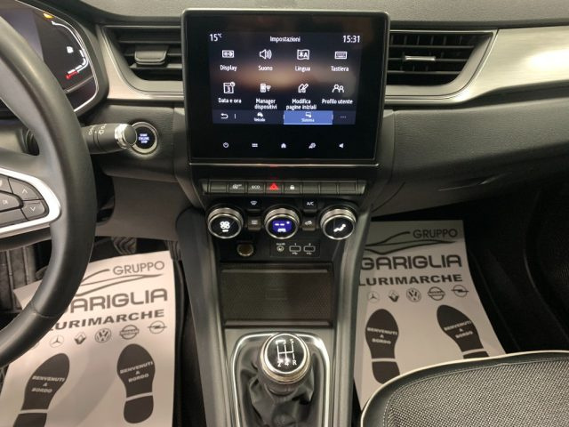 RENAULT Captur usata, con Bracciolo