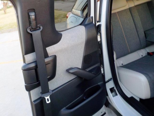 MAZDA MX-30 usata, con Bluetooth