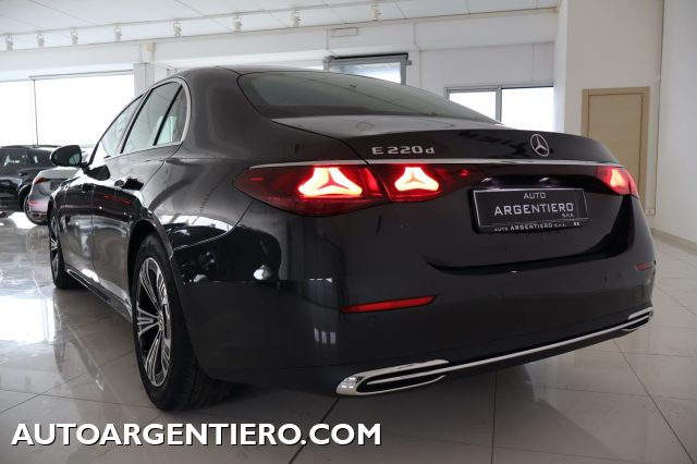MERCEDES-BENZ E 220 usata, con Adaptive Cruise Control