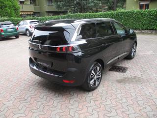 PEUGEOT 5008 usata, con Autoradio