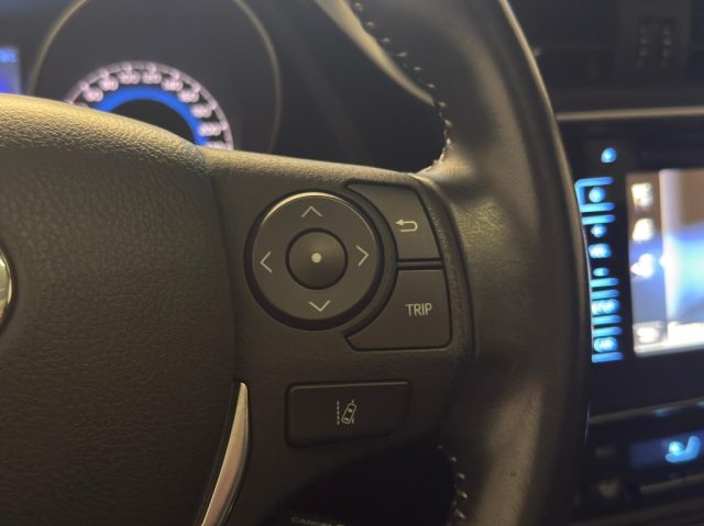 TOYOTA Auris usata, con Fendinebbia