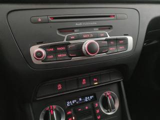 AUDI Q3 usata, con Specchietti laterali elettrici