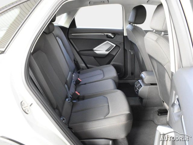 AUDI Q3 usata, con Luci diurne