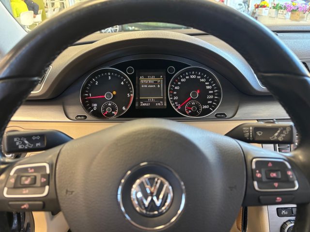 VOLKSWAGEN Passat Variant usata, con ESP