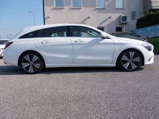 MERCEDES-BENZ CLA 200 usata, con Alzacristalli elettrici