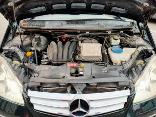 MERCEDES-BENZ A 180 usata, con Bracciolo