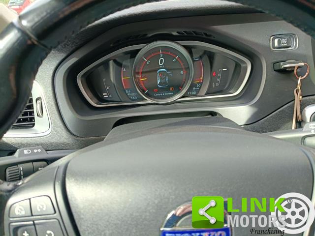 VOLVO V40 usata, con Volante in pelle