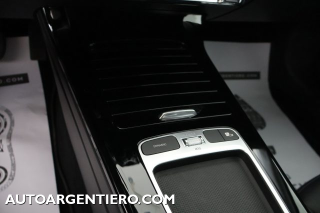 MERCEDES-BENZ A 180 usata, con Volante multifunzione
