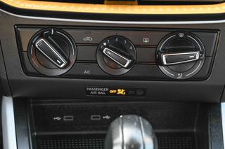 SEAT Arona usata, con USB