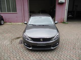 PEUGEOT 308 usata, con Airbag