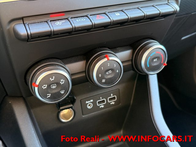 RENAULT Clio usata, con Autoradio digitale