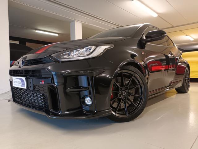 TOYOTA Yaris usata, con Servosterzo