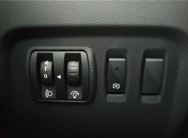 RENAULT Captur usata, con ESP