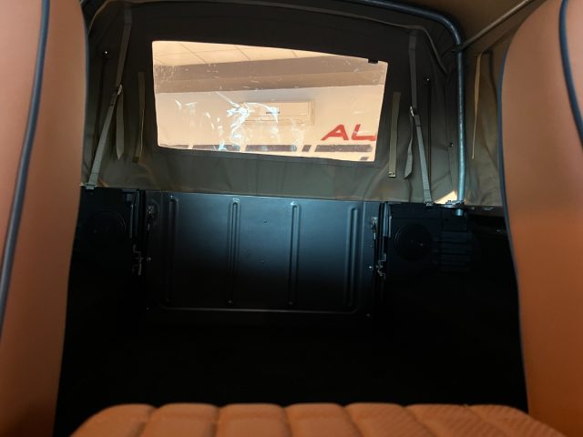 LAND ROVER Defender usata 17