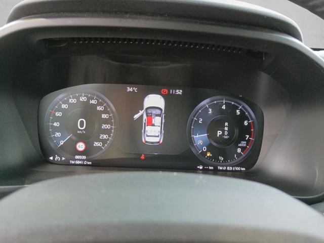 VOLVO XC40 usata, con Autoradio