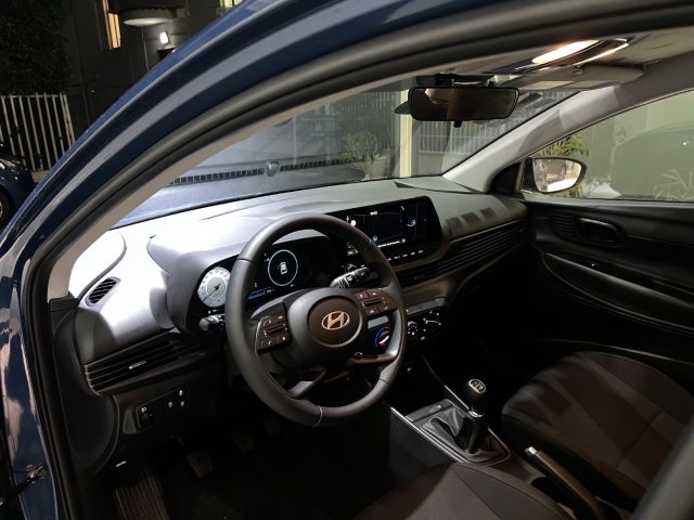 HYUNDAI i20 usata, con Luci diurne