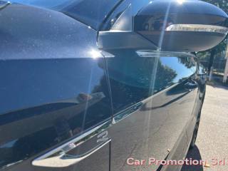 VOLKSWAGEN T-Roc usata, con Autoradio digitale