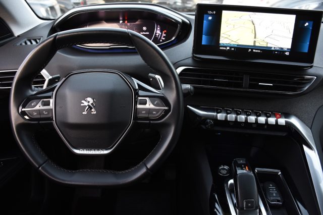 PEUGEOT 3008 usata, con Chiusura centralizzata