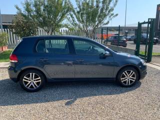 VOLKSWAGEN Golf usata, con Autoradio