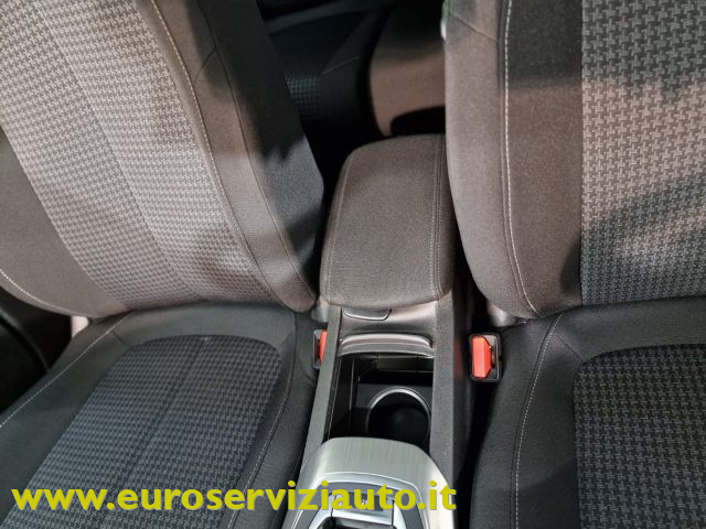 PEUGEOT 308 usata, con Isofix