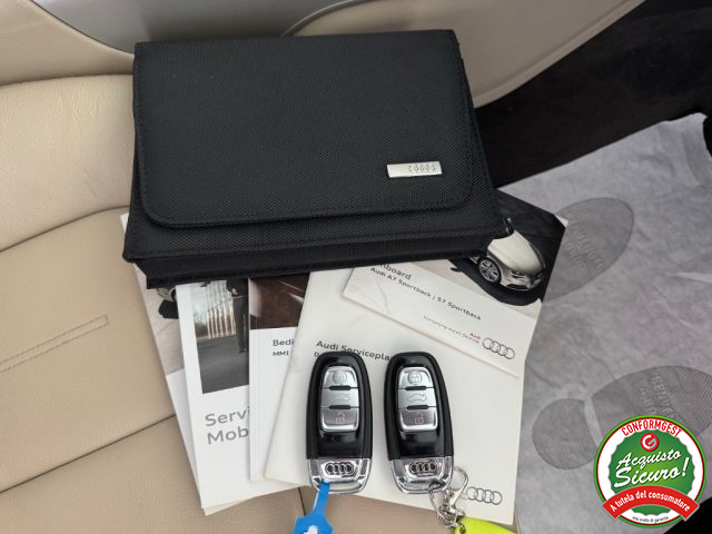 AUDI A7 usata, con USB