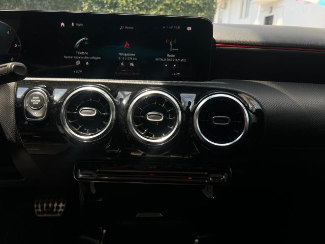 MERCEDES-BENZ A 200 usata, con Touch screen