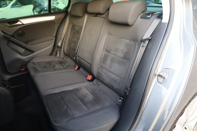 VOLKSWAGEN Golf usata, con Controllo automatico clima