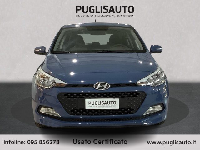 HYUNDAI i20 usata, con Airbag