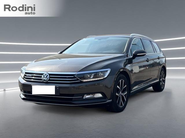 VOLKSWAGEN Passat Variant usata, con ABS