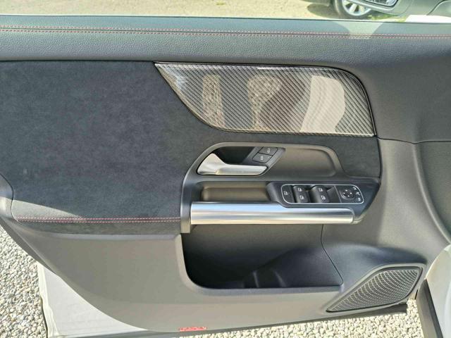 MERCEDES-BENZ GLA 180 usata, con ESP