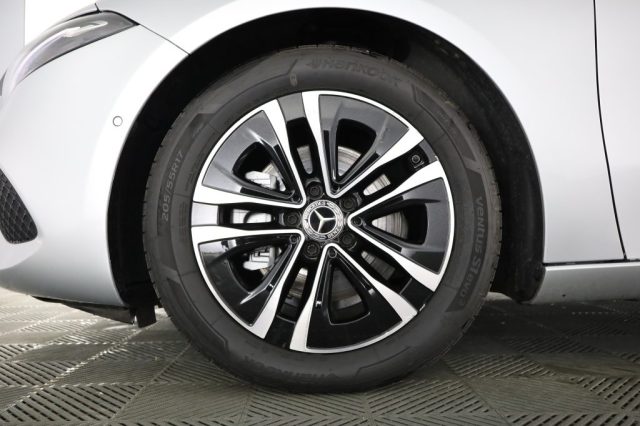 MERCEDES-BENZ A 180 usata 8