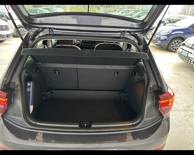 VOLKSWAGEN Polo usata, con Specchietti laterali elettrici