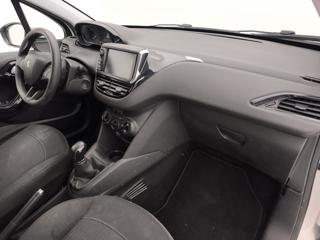 PEUGEOT 208 usata, con Hill holder