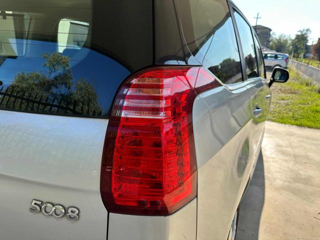 PEUGEOT 5008 usata 57
