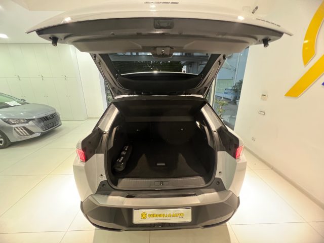 PEUGEOT 3008 usata, con Volante in pelle