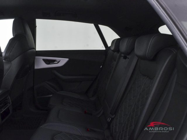 AUDI Q8 usata 9