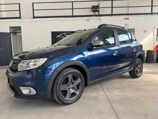 DACIA Sandero usata, con Autoradio